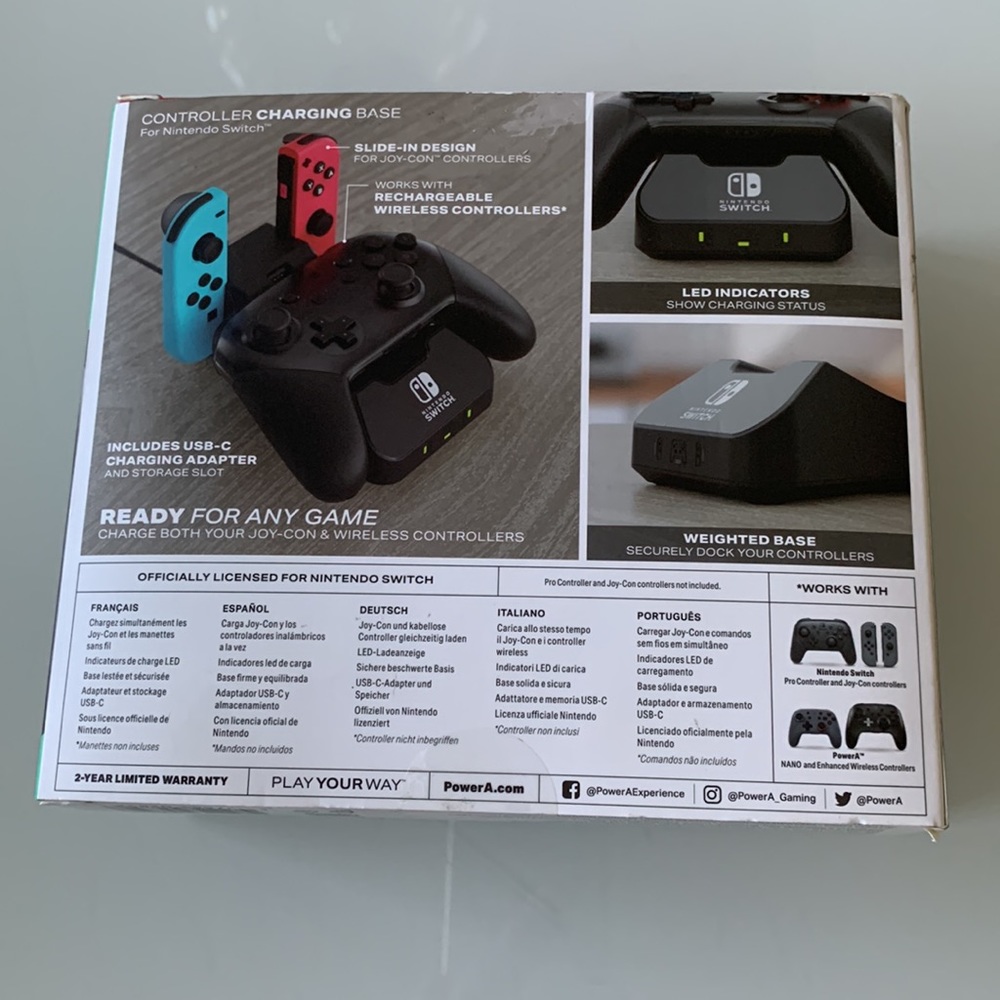 Intends Switch controller charging base - Picture 2 of 2